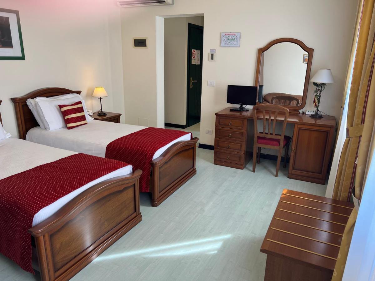 Albergo Italia Fossalta di Piave Exterior photo